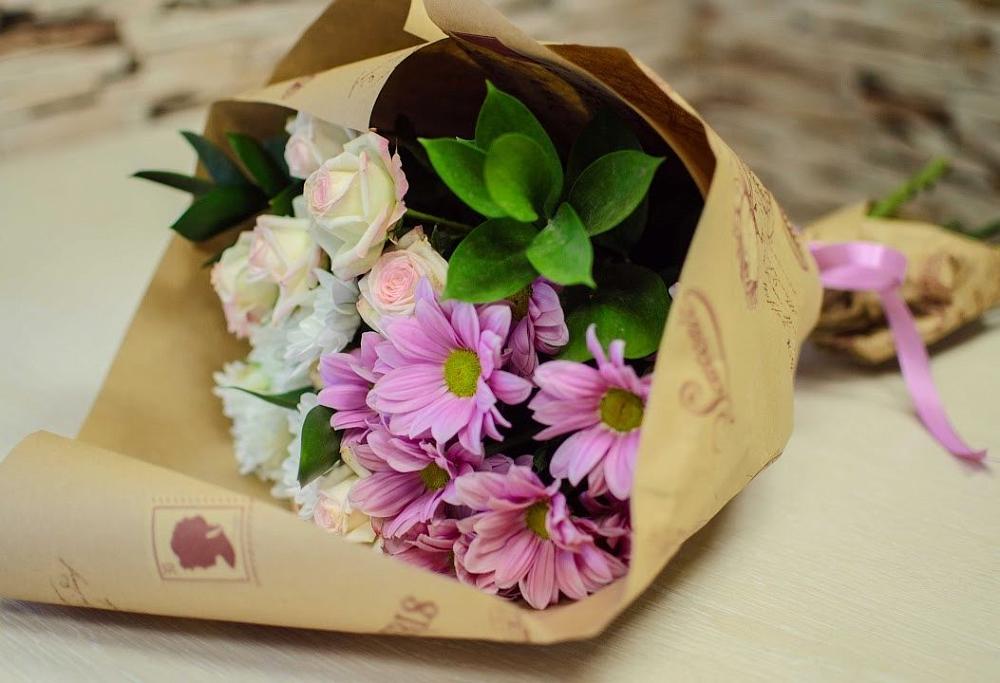 Букет цветов из: Розы и Хризантемы в Ворошнево