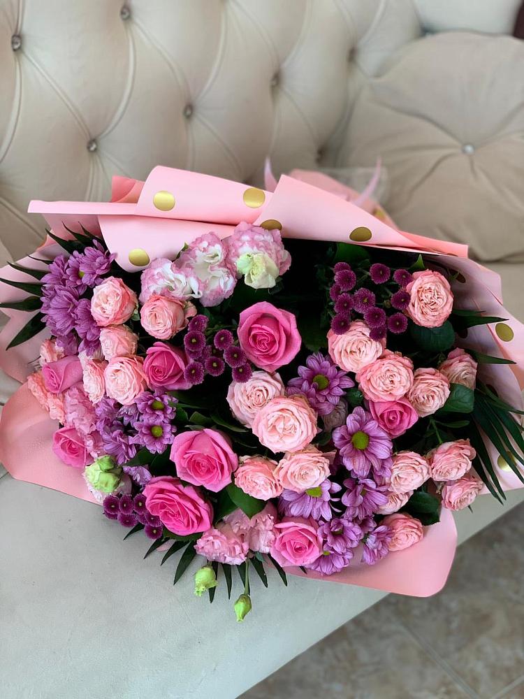 Букет цветов из: Хризантемы, Розы и Лизиантусы в Ворошнево