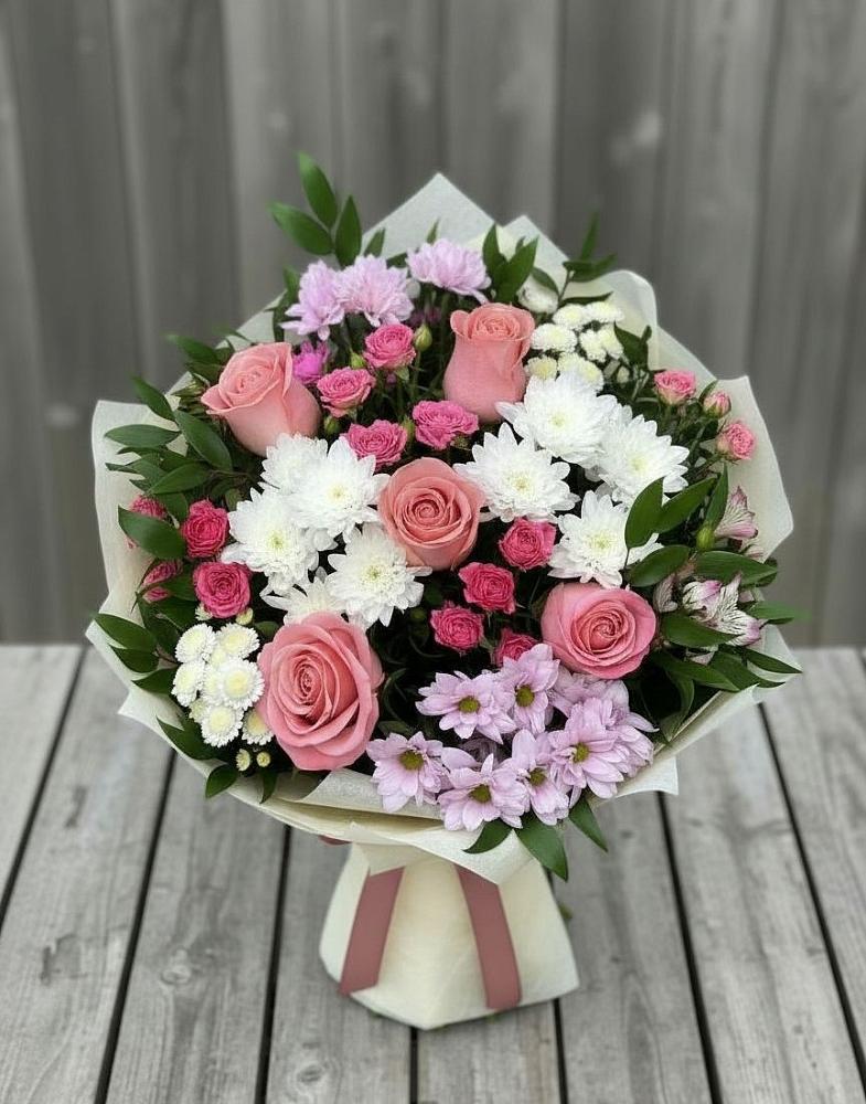 Букет цветов из: Альстромерии, Гвоздики, Розы и Хризантемы в Ворошнево