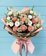 Букет цветов из:  Розы, Альстромерии и Лизиантусы в Ворошнево