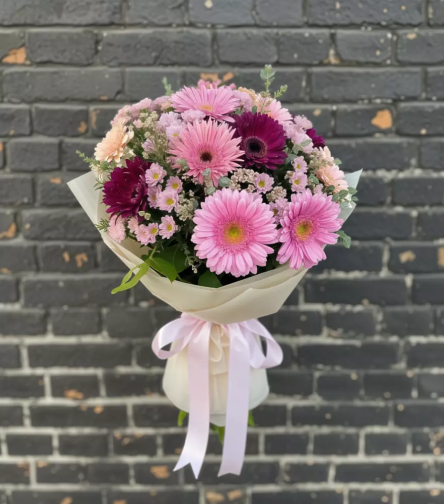 Букет цветов из: Герберы и Хризантемы в Ворошнево