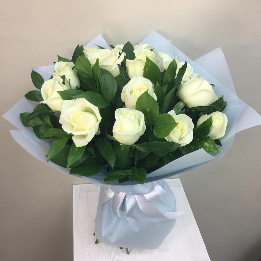 Букет 15 Белых роз Проуд в Ворошнево