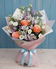 Букет цветов из:  Лизиантусы, Розы, Альстромерии и Гипсофила #REPLACE_PRED# Ворошнево