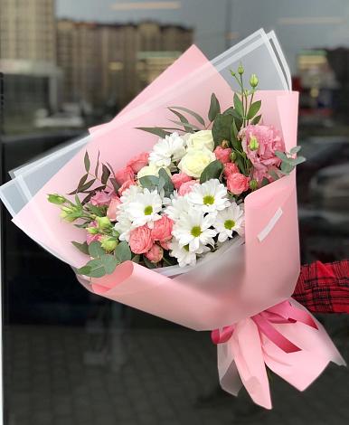 Букет цветов из: Розы, Лизиантусы и Хризантемы в Ворошнево