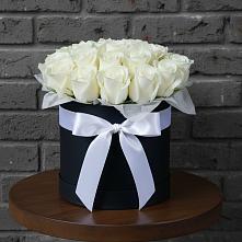 Цветочная композиция из Розы в шляпной коробке в Ворошнево